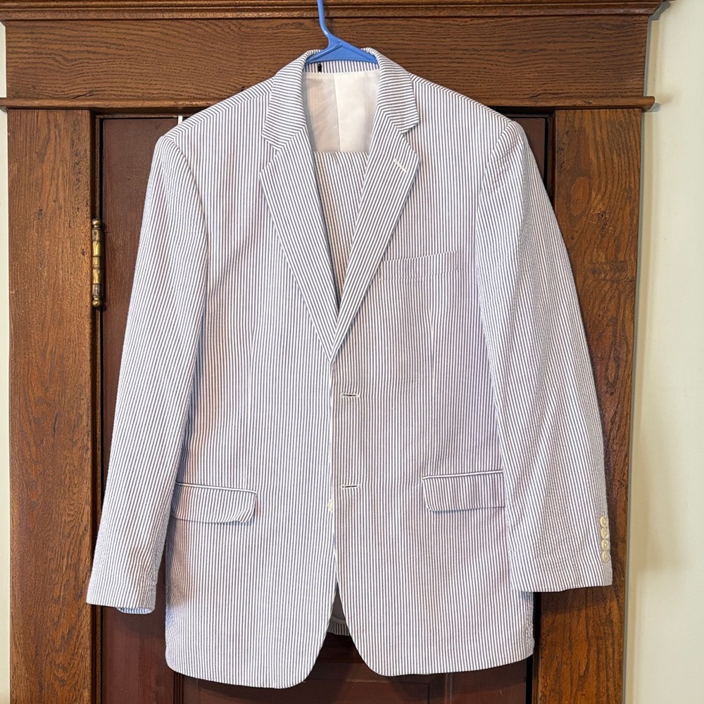 Men’s Saddlebred Seersucker Suit